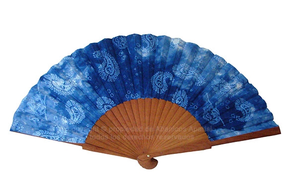 528 – Polished wooden printed fan