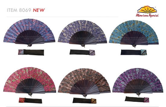 8069 – Handcrafted Wooden Fan