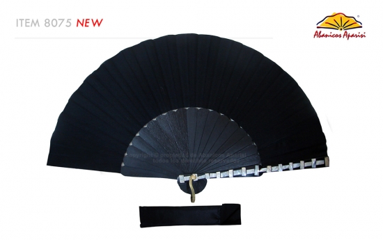 8075 – Handcrafted Wooden Fan