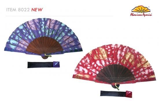 8022 – Handcrafted Wooden Fan